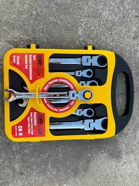 Набір комбінованих ріжково-тріскачкових ключів з карданом JierTools 7 предметів