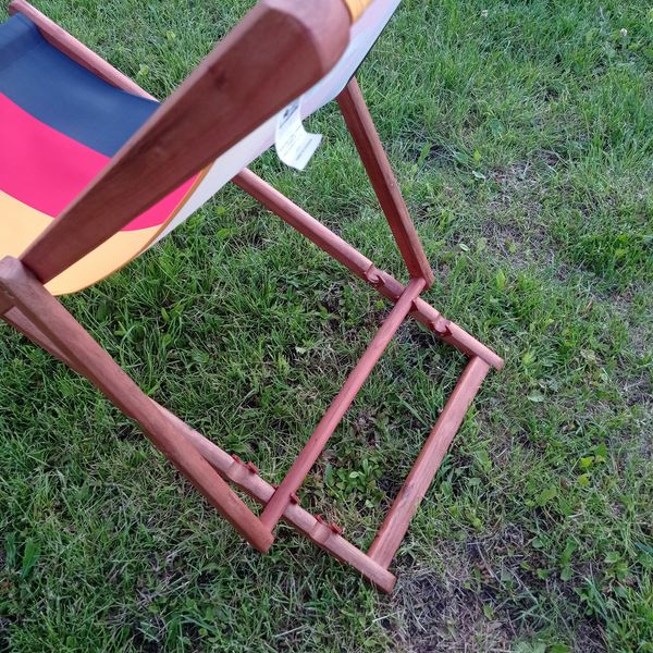 Картинка Шезлонг-кресло деревянный