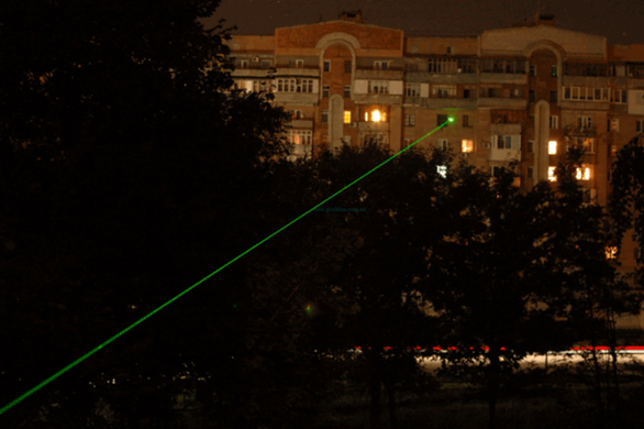 Картинка Зеленая лазерная указка с 5 насадками