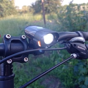Картинка Велосипедный фонарик аккумуляторный WD422